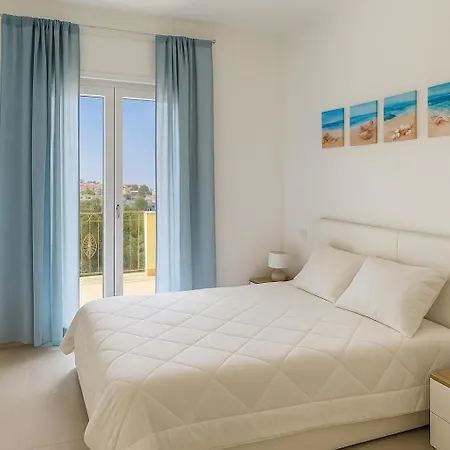 & Garden 公寓 维克艾库塞