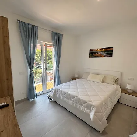 & Garden * ヴィーコ・エクエンセ